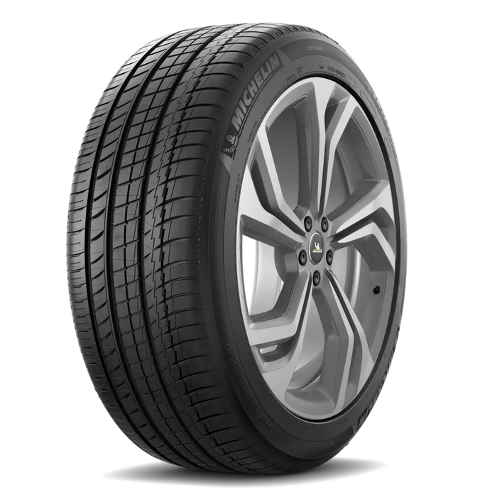 Michelin Latitude Sport tyre