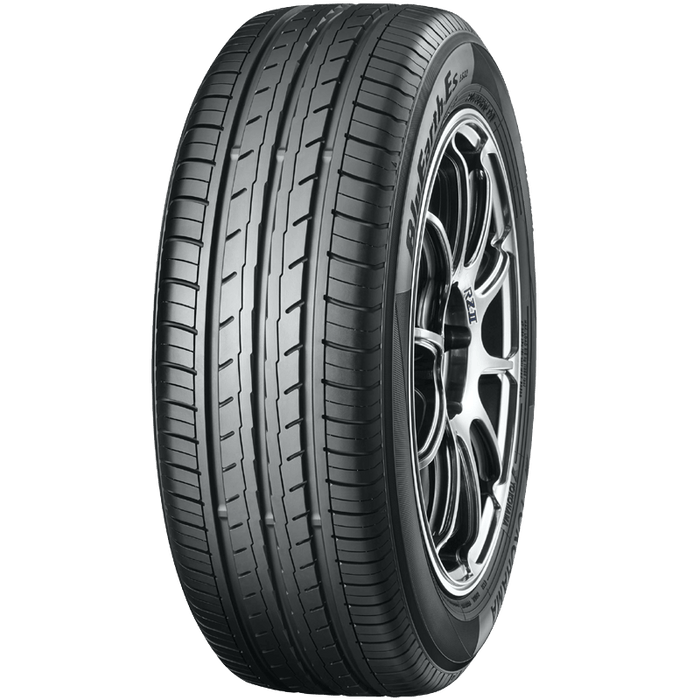 Yokohama BluEarth-Es ES32 tyre