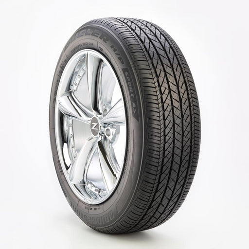 Bridgestone Dueler H/P Sport AS tyre