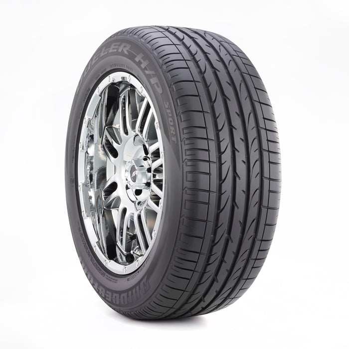 Bridgestone Dueler H/P Sport tyre