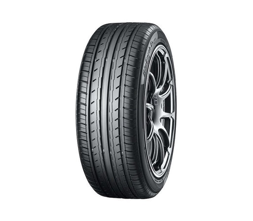 Yokohama BluEarth ES32 225/40R18 92W